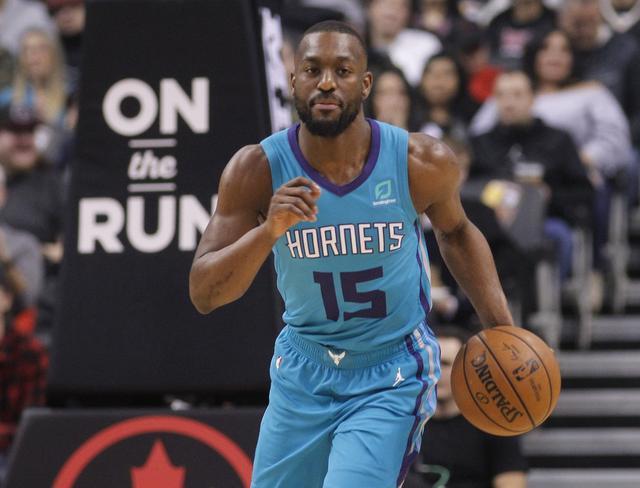 在这个同时 在这个同时